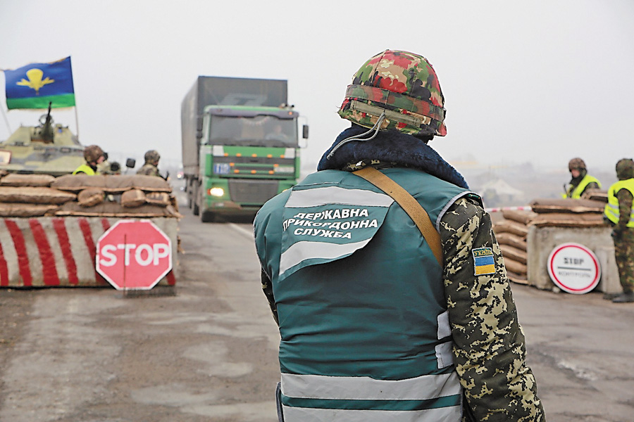 Уряд надає 865 мільйонів гривень на зведення прикордонних ліній безпеки. Фото з сайту ukravtodor.gov.ua 